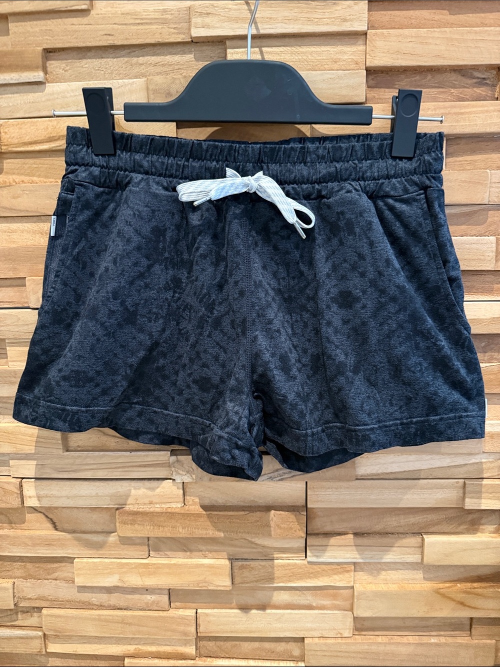 Vuori Women's Black Drawstring Cozy Terry Shorts